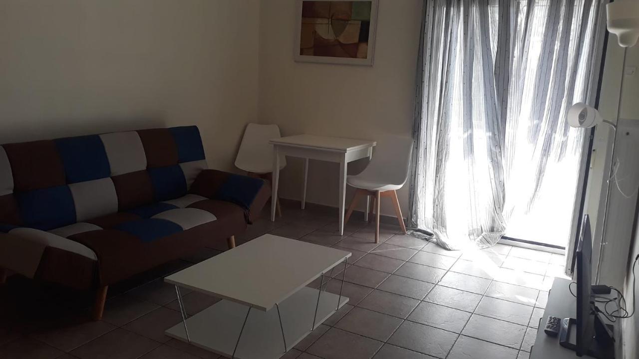 Central Apartments Eretria Εξωτερικό φωτογραφία