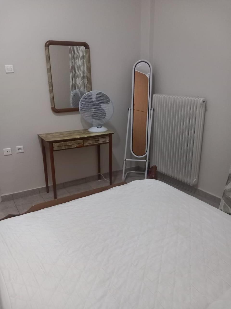 Central Apartments Eretria Εξωτερικό φωτογραφία